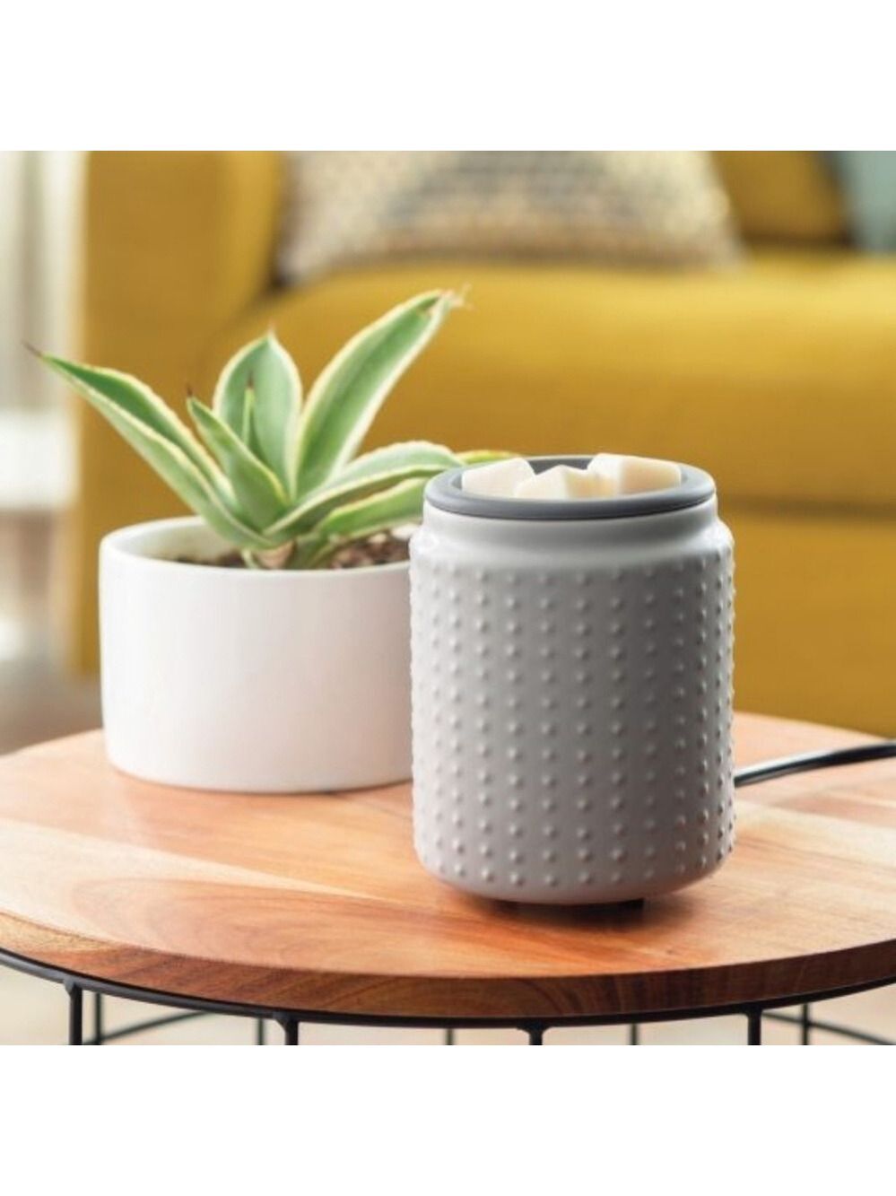 Flip Dish Wax Warmer with Silicone Wax Dish Electric Plug -in "Gray Hobnai NWT :